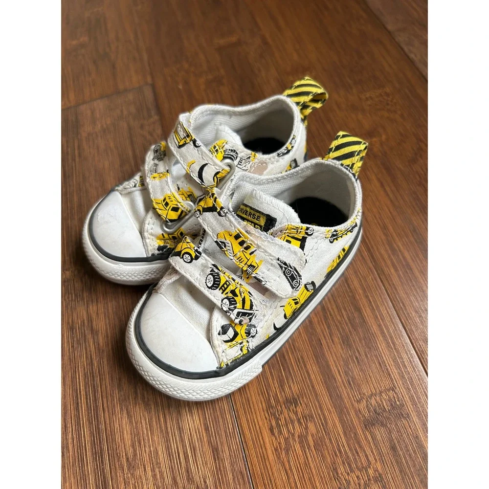 Converse All Star Infant Size 4 Construction Truck Canvas Sneakers A12610F
